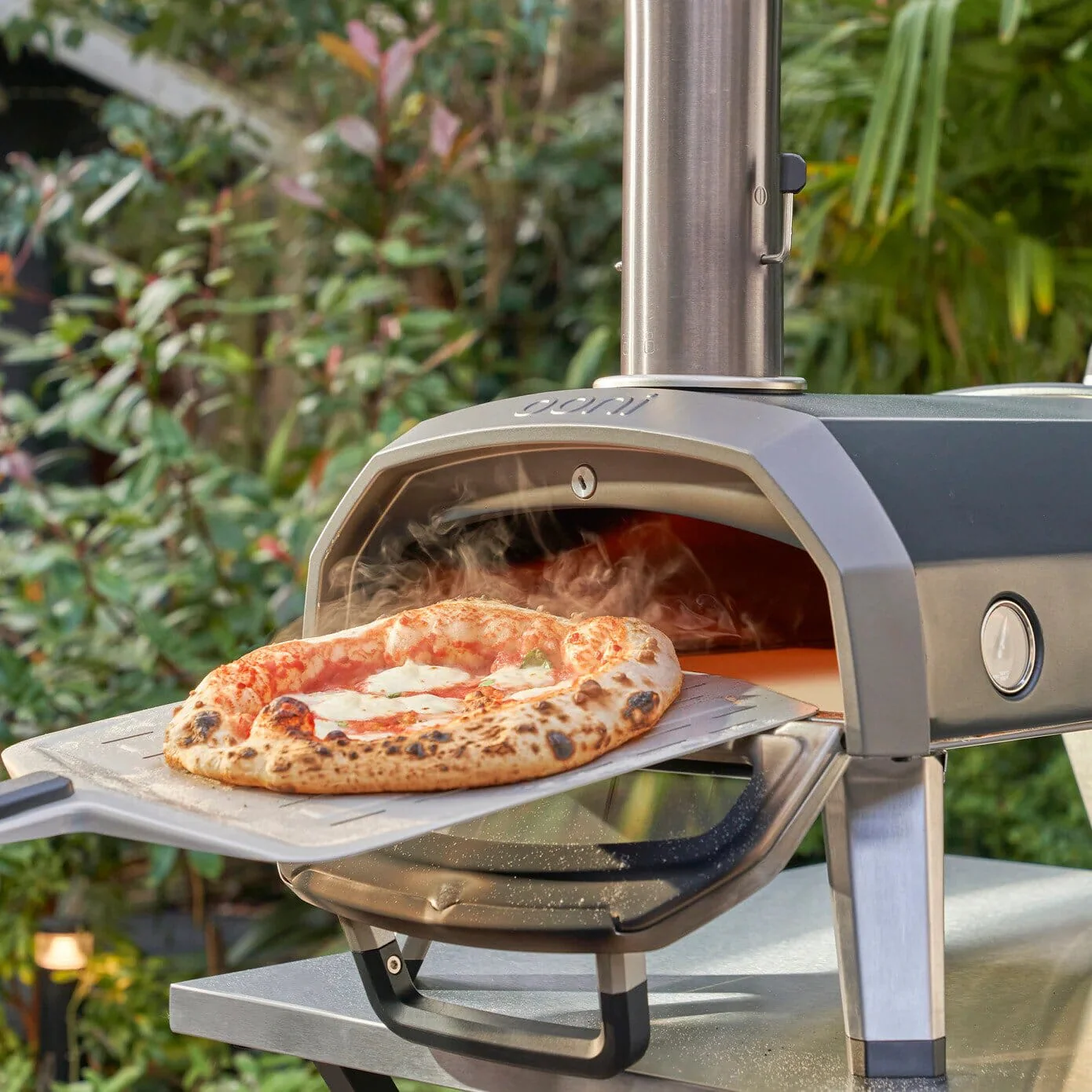 Ooni Karu 2 Multi-Fuel Pizza Oven - Image 5