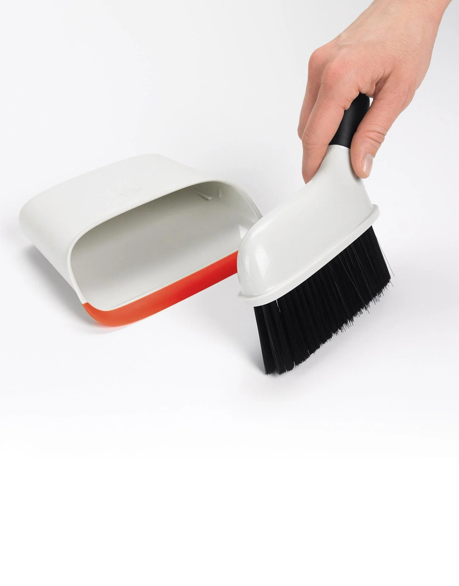Oxo Good Grips Compact Dustpan & Brush Set - Image 2