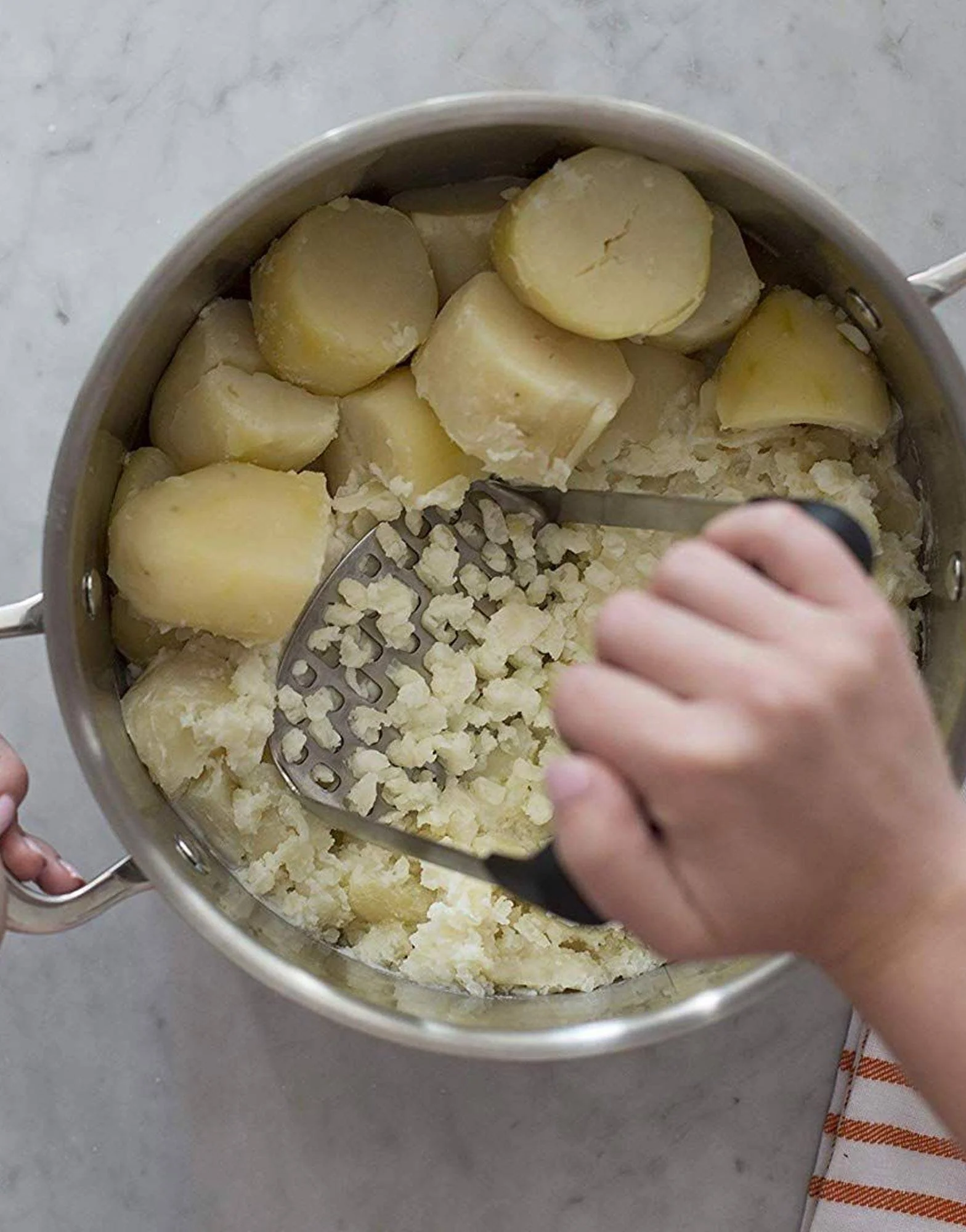 Oxo Good Grips Smooth Potato Masher - Image 3