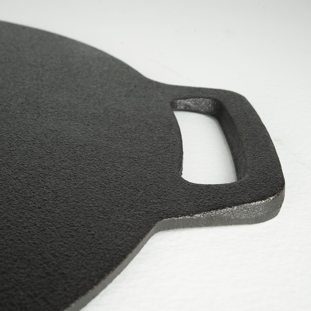 Season Cast Iron Baking Stone - Image 5
