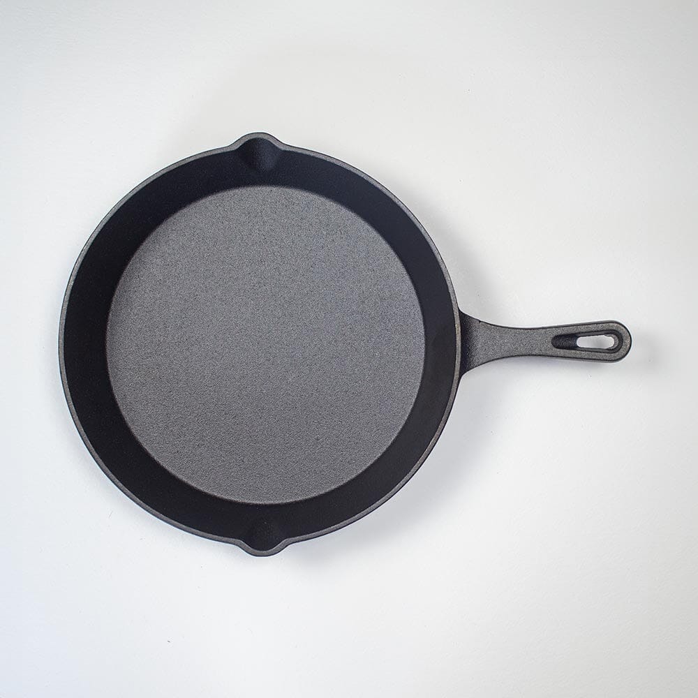 Season Cast Iron Frying Pan - Image 5
