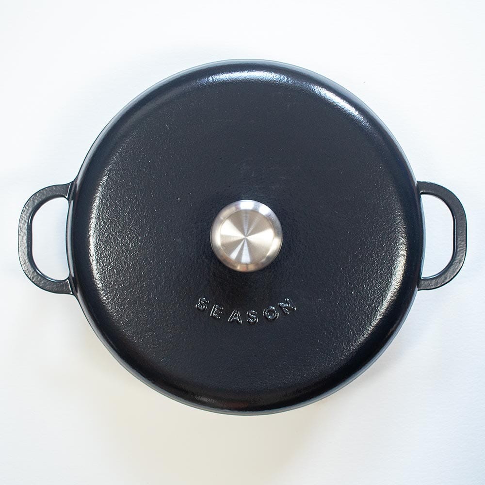 Season Cast Iron Shallow Casserole Blackberry - Image 6