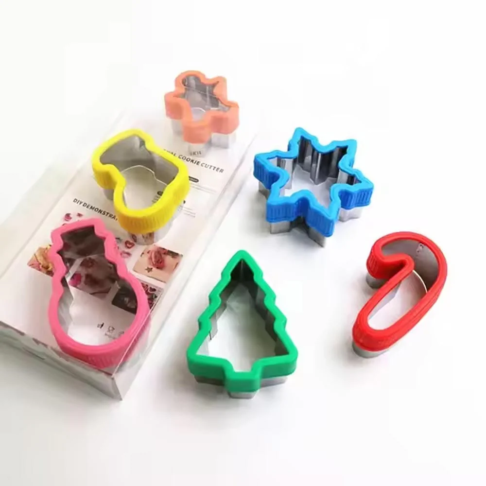 Season Christmas Cookie Cutter 6 Piece Set - Image 5