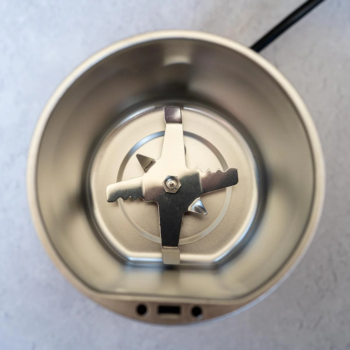 Season Coffee and Spice Grinder - Image 4