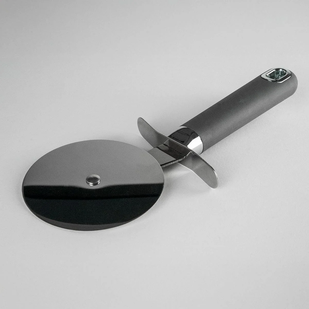 Season Stainless Steel Soft Grip Pizza Cutter - Image 2
